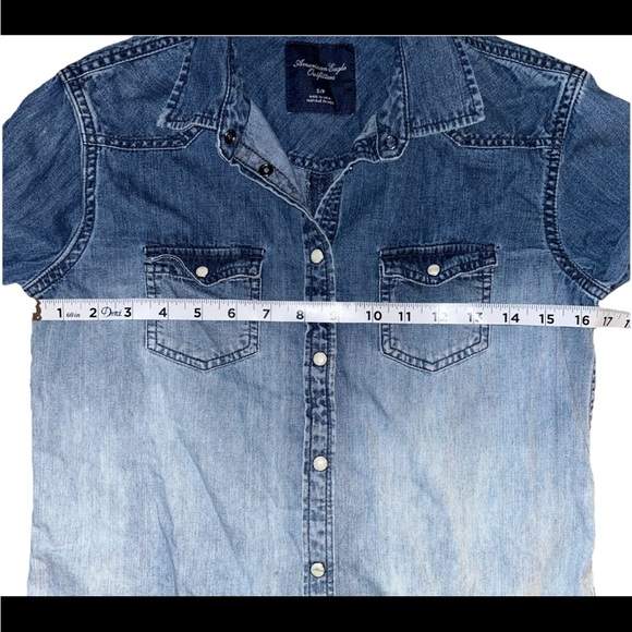 American Eagle Ombre Denim Pearl Snap Long Sleeve Shirt Western Women’s Sz Small - Picture 4 of 4